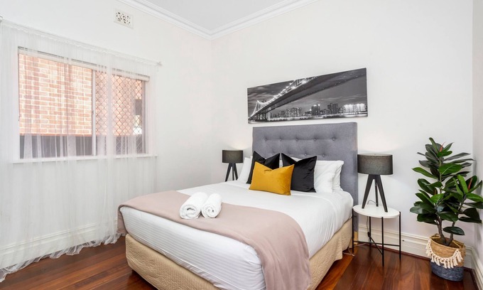 North Perth Casa | Hyde Seek Parkside Family Stay