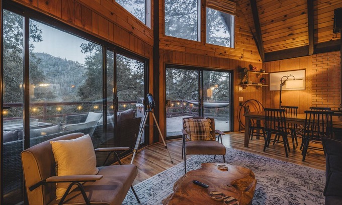 Camp Nelson Cabina | Hygge Haus Sequoia - Spacious & Secluded A-Frame Cabin with Mountain VIEWS!