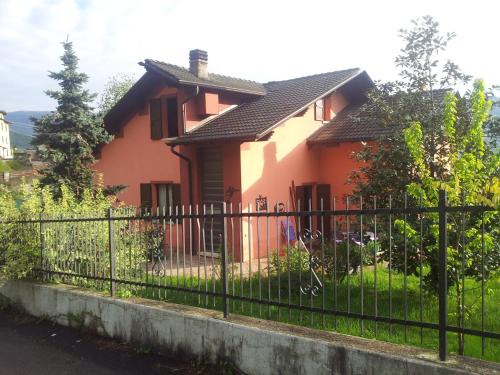 Sant'Omobono Terme Apartamento | I Tre Ciliegi Apartment