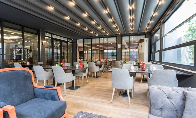 Kizilay Hotel | İzz Otel