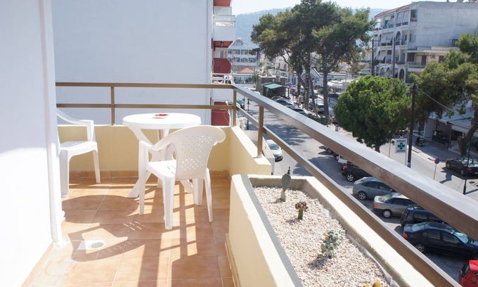 Ialyssos Apartamento | Centro de Ialysos Acogedor apartamento "Yin"