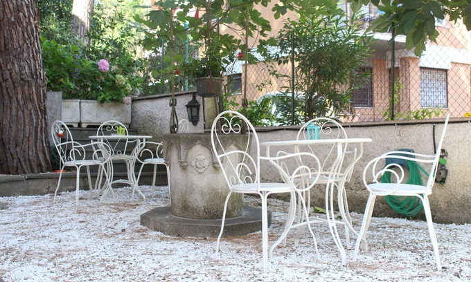Zona LIII Tomba di Nerone Casa | Ianus Guest House