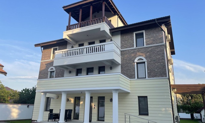 Sector 1 Apartamento | Iarca Inn