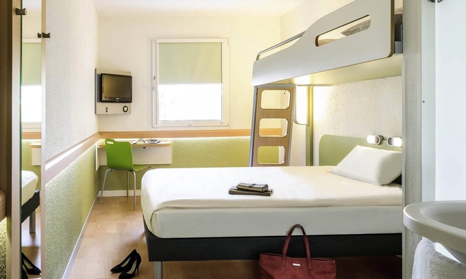 Kesselsdorf Hotel | Ibis Budget Dresden Kesselsdorf