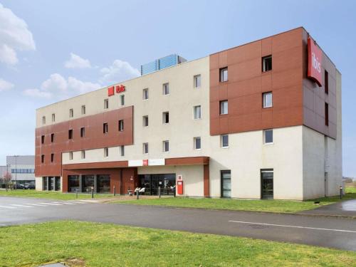 Dechy Hotel | ibis Douai Dechy