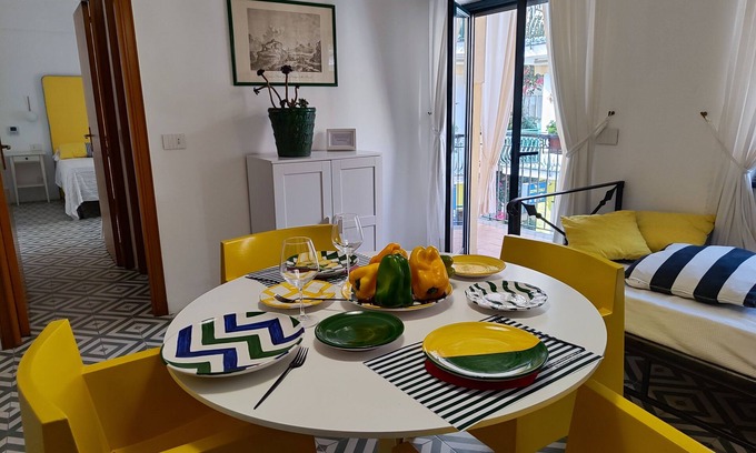 Letojanni Apartamento | Apartamento Ibiscus a 30 metros del mar con aire acondicionado y wi-fi, x 4