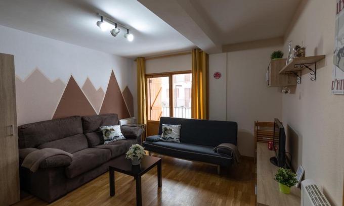 Formigal Apartamento | IBON - sencillo y con wifi BY PIRINEOS360