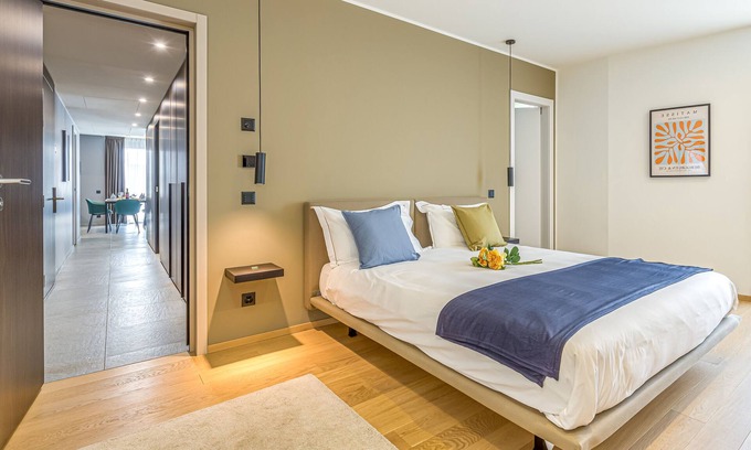 Lugano Apartamento | ICON H 601 Suite Executive, Lugano, Switzerland