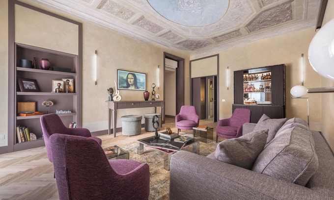 Santa Croce Apartamento | Awesome 4 Bed Deluxe Palazzo in central Florence with Complimentary Wine Tasting