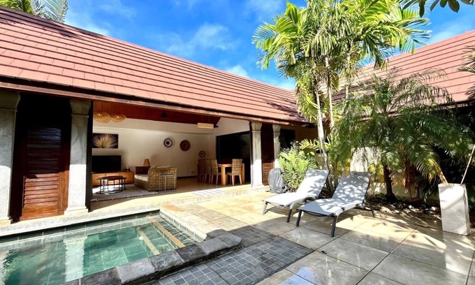 Pereybere Villa | Iconic secluded Villa