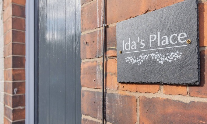 Lincoln Cabaña | Ida's Place - UK39577