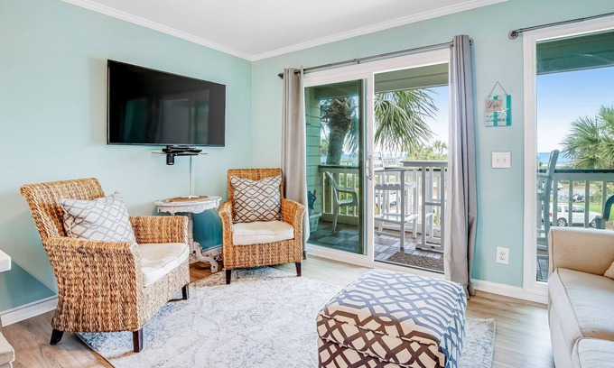 Isle of Palms Villa | Ideal Coastal Condo W/ Water Views, Private Balcony, Fast WiFi & Shared Pool!