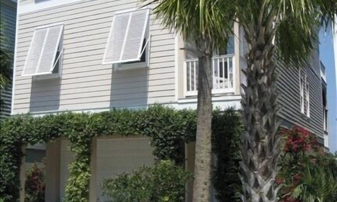 Ocean Point Casa | 4bd / 4ba Ocean Point Home, 2 minutos de acceso y 4 minutos de playa! Piscina comunitaria!