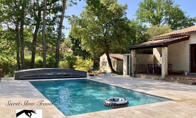 Saint-Didier Casa | Secluded family home with pool and garden in Saint Didier