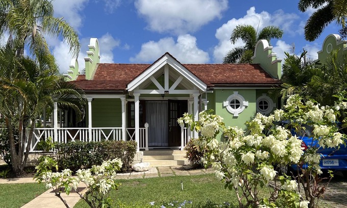 Porters Casa | Idyllic 7 Porters Court, Beach Club Membership, pool, 5min walk beach, Holetown