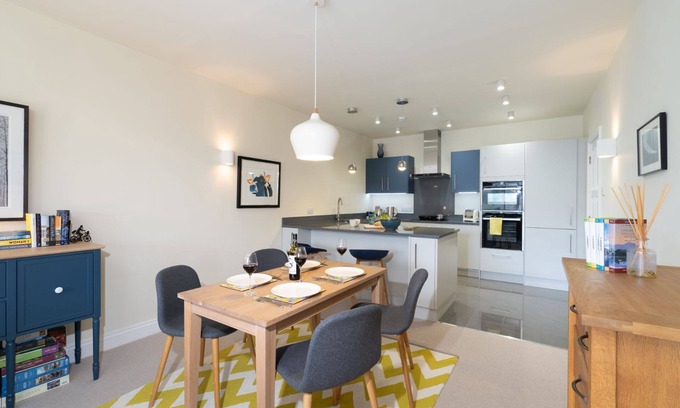 Ambleside Apartamento | Idyllic Ambleside Retreat with Panoramic Views by LetMeStay