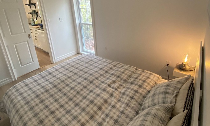 Kemptville Casa | Idyllic cottages in the forest with access to the lake and sauna