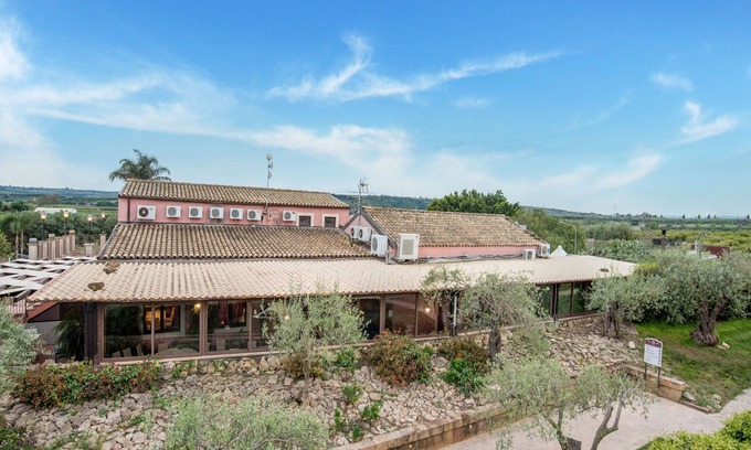 Carlentini Casa | Casa en Sicilia con piscina y sauna