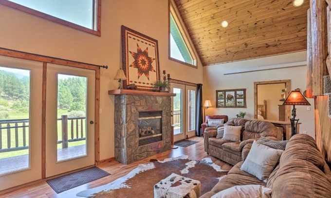 Hill City Casa | Idyllic Hill City Home - Hike, Bike and ATV!