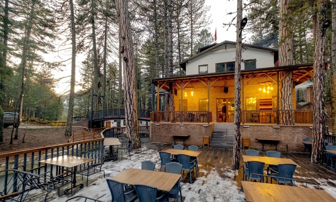 Tosya Casa | Idyllic Retreat in Lakeside Complex in Dipsiz Lake