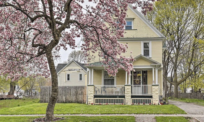 Rochester Apartamento | Idyllic Rochester Apartment: 2 Miles to Downtown!