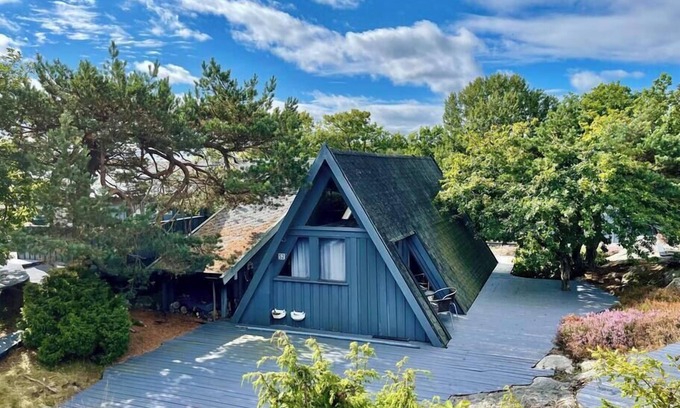 Lillesand Casa | Idyllic Sea Cottage on Justøya Island, Lillesand