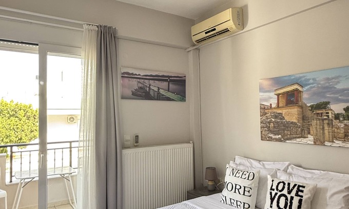 Ierapetra Apartamento | Ierapetra Suites & Studios is located in the town of Ierapetra