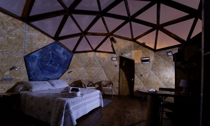 Prades Cama Y Desayuno | Iglús de las Estrellas. ¡Para estar más cerca del cielo!