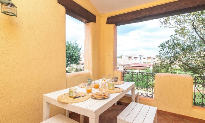 Porto San Paolo Apartamento | Il Borgo 10/8 700m From The Beach