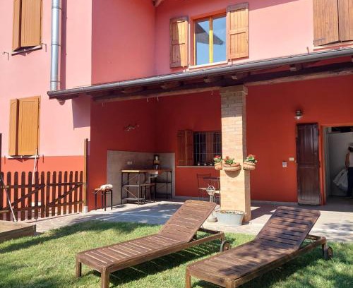 Sasso Marconi Casa | Il Conte di Montechiaro Rural B&B