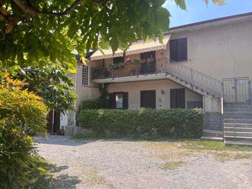 Como Cama Y Desayuno | Il Cortile Como Single & Double Room in apartment NO HOTEL