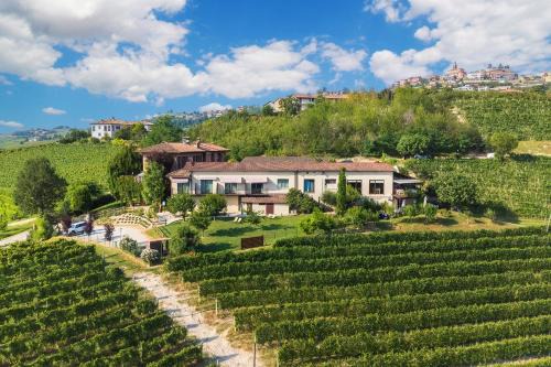 Diano d'Alba Casa | Il Cortile Suites