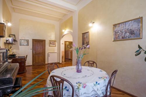 Arezzo Cama Y Desayuno | Il Giglio d'Oro