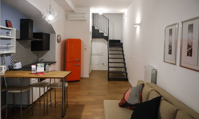 Naples City Centre Apartamento | The Loggia - Sun Apartment 3 - CAV