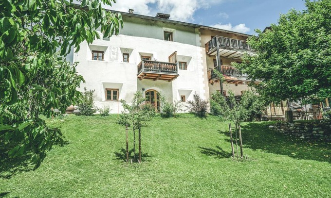 Engadin Scoul Apartamento | Il Maschun im historischen Engadinerhaus