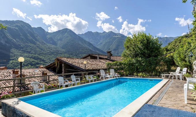 Canale di Tenno Apartamento | Il Nido dell'Artista - Happy Rentals