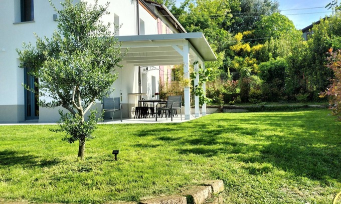 Castelletto Merli Apartamento | Il Portico nel Monferrato - Apartment with a view in a country house