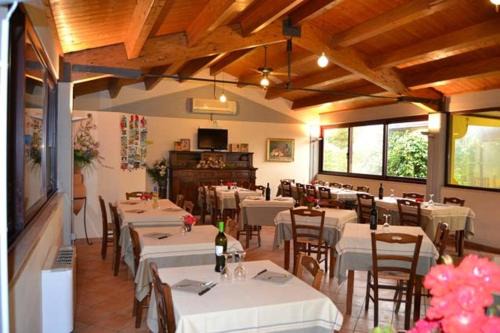 Ostra Vetere Casa | Il Sentiero