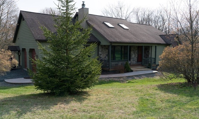 White Mills Casa | Il Sogno - "The Dream" The Ultimate Family Escape From It All! 21 Acre Estate