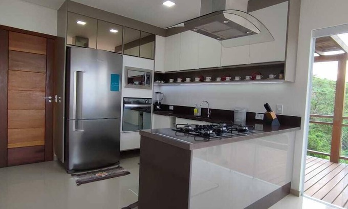 Centro Comercial Casa | Ilhabela Beach weekend house
