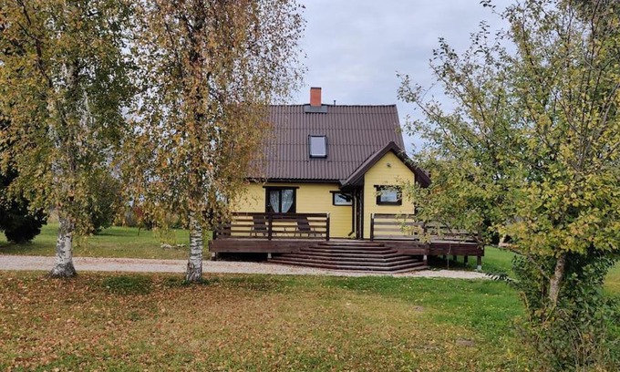 Turi Casa | Ilvese Cottage Lintsi jõe kaldal