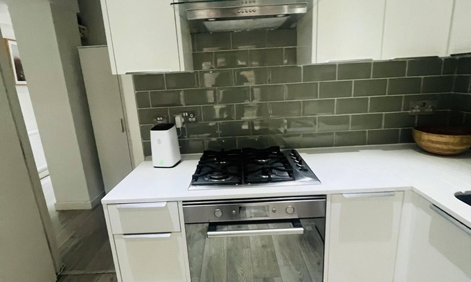 Kilburn Apartamento | Immaculate 2-Bed Apartment in London