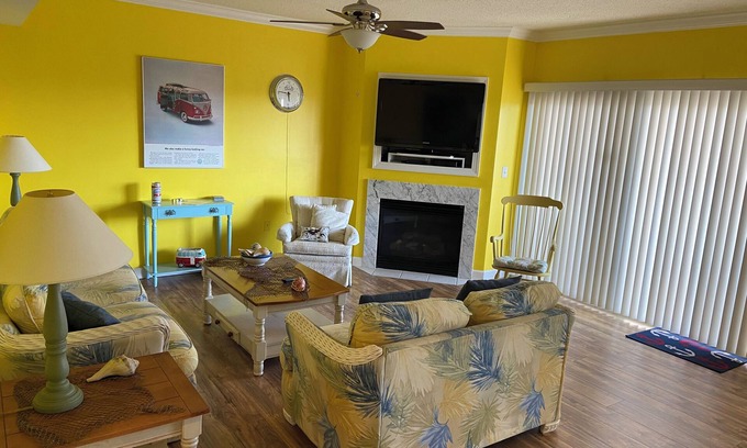 North Ocean City Condominio | Inmaculada 2 BR / 2BA Condo, a pasos de la playa y Northside Park en North OC