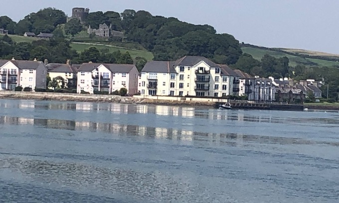 Newcastle Apartamento | Immaculate 3-bed Apartment in Dundrum Co Down