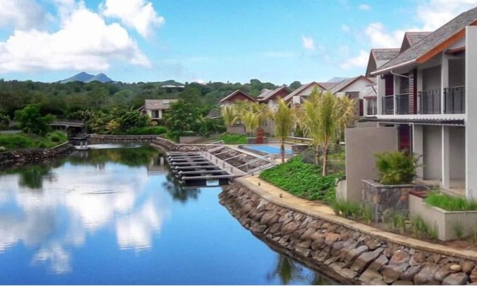 Black River Apartamento | A stylish 2 Bed luxury marina apartment