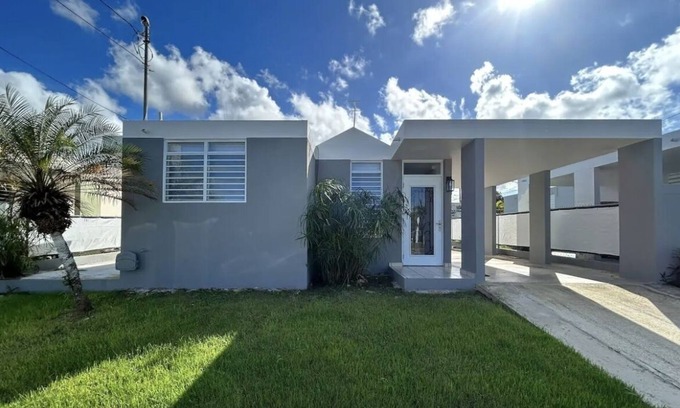 Mora Casa | Immerse in the west coast of Puerto Rico at Islabella Guest House