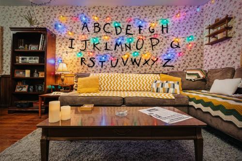 Clovis Casa | Immersive Stranger Things Experience