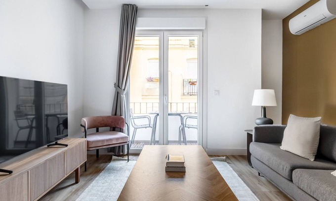 Salamanca Apartamento | Immpecable Salamanca 3BR, by Blueground