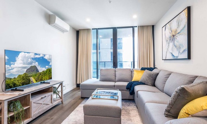 Fortitude Valley Apartamento | Impeccable 2-Bed with Pool & Outdoor Dining