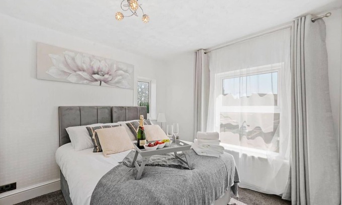 Fenny Stratford Apartamento | Impeccable Apartment in Bletchley Milton Keynes